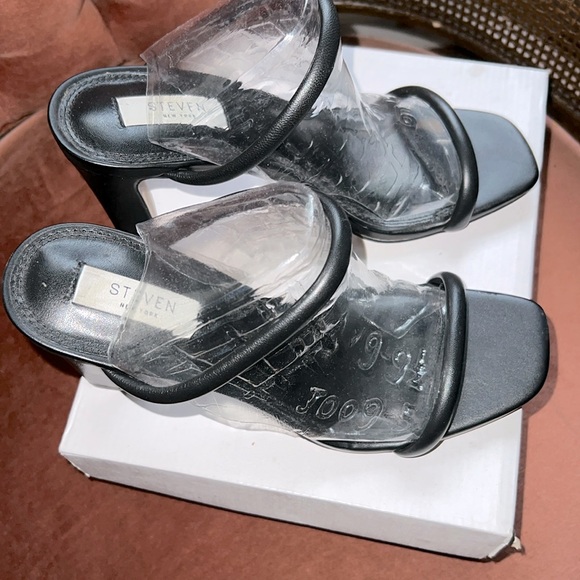 Selling because I can’t do over 4 inches anymore - Picture 1 of 6